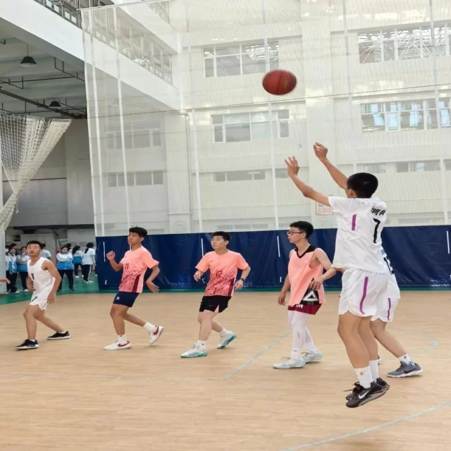 青年球员成长路径心理视角解析与探索